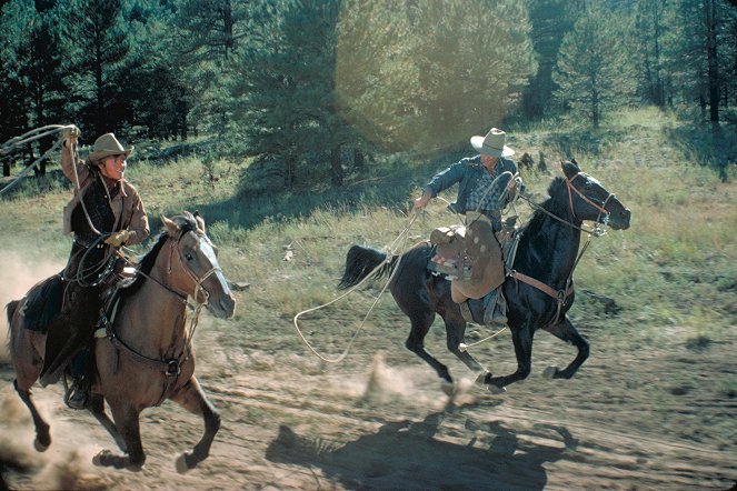 Comes a Horseman - Photos - Jane Fonda, James Caan