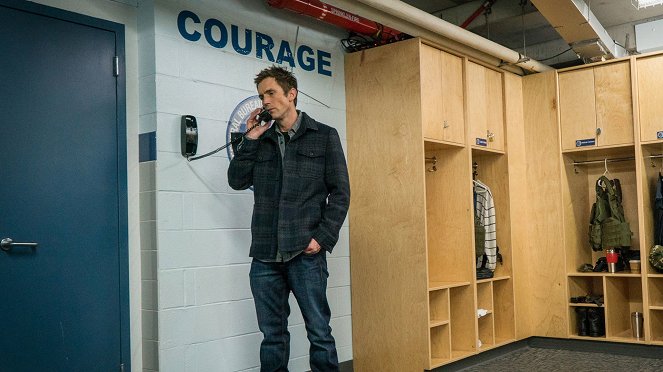 Limitless - This Is Your Brian on Drugs - Photos - Desmond Harrington
