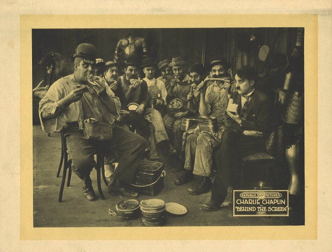 Hinter der Leinwand - Lobbykarten - Eric Campbell, Albert Austin, Charlie Chaplin