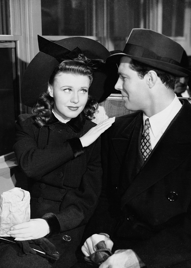 Kitty Foyle - Filmfotos - Ginger Rogers, James Craig