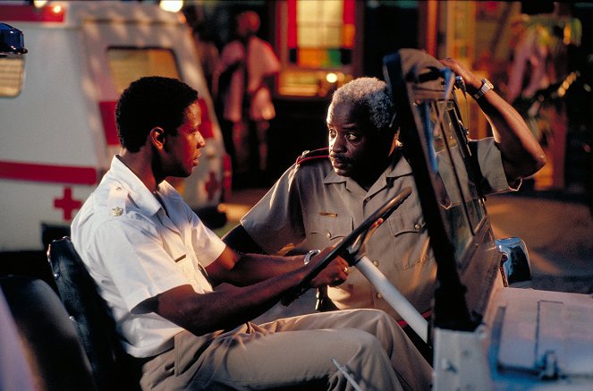 Rátarti Quinn, a karibi rendőrfőnök - Filmfotók - Denzel Washington, Art Evans