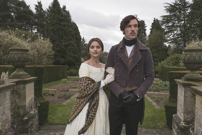 Wiktoria - The Queen's Husband - Z filmu - Jenna Coleman, Tom Hughes