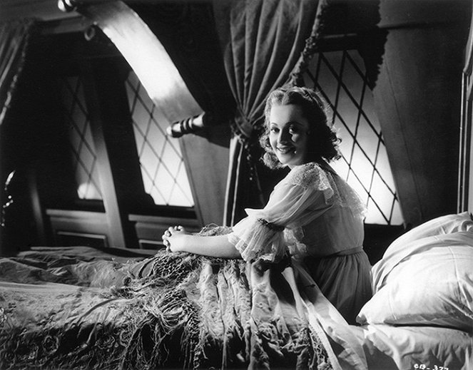 Blood kapitány - Promóció fotók - Olivia de Havilland