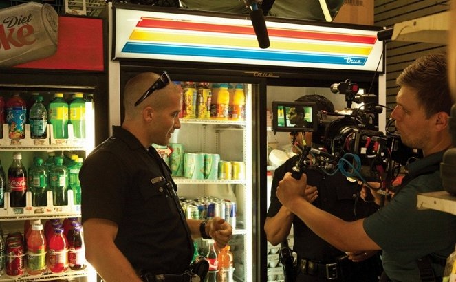 End of Watch - Van de set