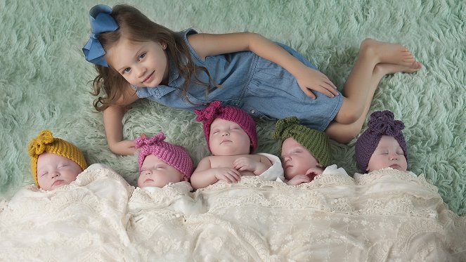 OutDaughtered - Photos