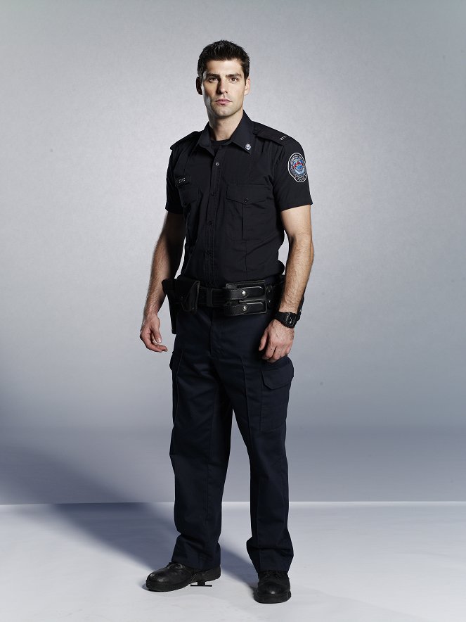 Rookie Blue - Season 3 - Promo - Travis Milne