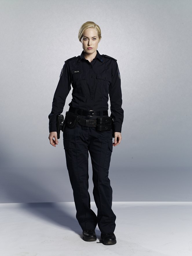 Rookie Blue - Season 3 - Promoción - Charlotte Sullivan