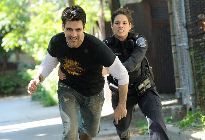 Rookie Blue - Season 1 - Der Geruch frischer Farbe - Filmfotos - Ben Bass, Missy Peregrym