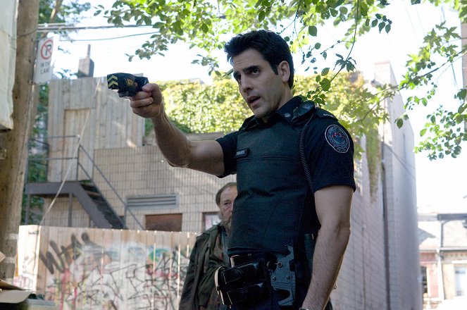 Rookie Blue - V potu tváře - Z filmu - Ben Bass