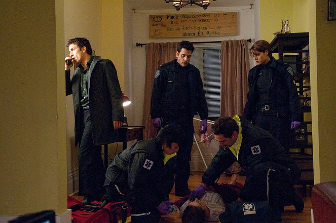 Rookie Blue - The One That Got Away - Photos - Noam Jenkins, Ben Bass, Missy Peregrym