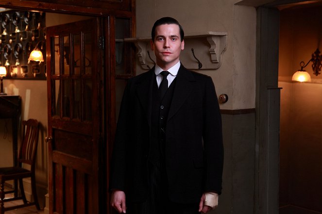 Downton Abbey - Season 3 - Die Welt im Wandel - Werbefoto - Robert James-Collier