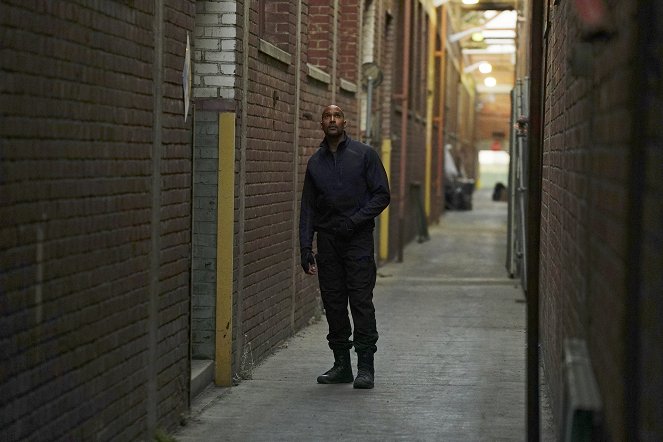 Agents of S.H.I.E.L.D. - Season 4 - The Ghost - Photos - Henry Simmons