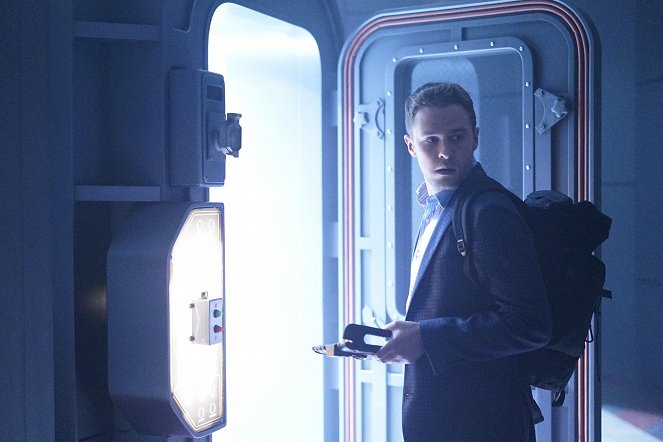 Agents of S.H.I.E.L.D. - Meet the New Boss - Photos - Iain De Caestecker