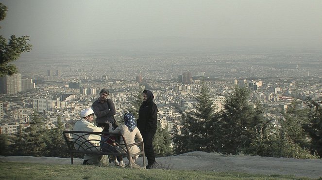 Reich des Bösen - Fünf Leben im Iran - Van film