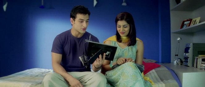 Dil Chahta Hai - Z filmu - Saif Ali Khan, Sonalee Kulkarni