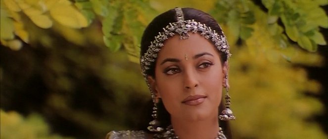 One 2 Ka 4 - Film - Juhi Chawla