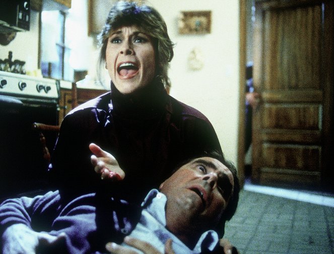 Scarecrow and Mrs. King - Season 1 - The First Time - Photos - Kate Jackson