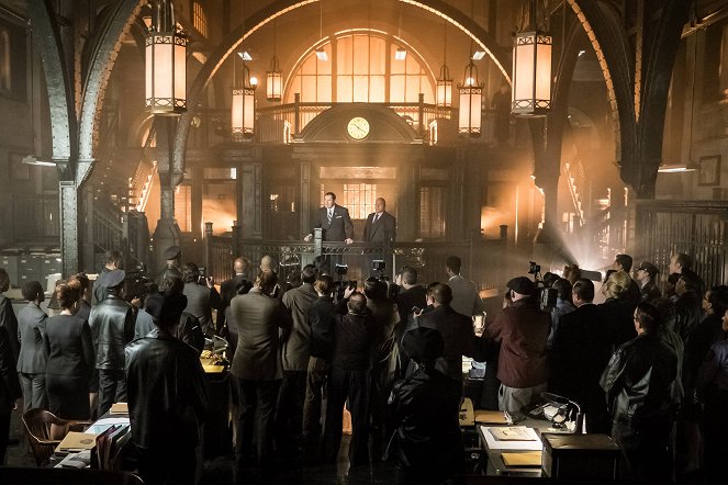 Gotham - Season 3 - Mad City: Better to Reign in Hell... - Photos