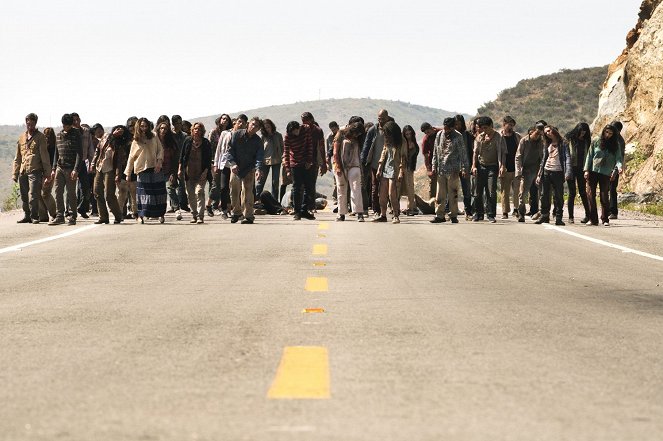 Fear the Walking Dead - Season 2 - Grotesk - Filmfotos