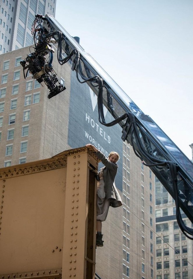 Divergent - Making of - Shailene Woodley