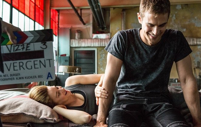 Divergent - Outolintu - Kuvat kuvauksista - Shailene Woodley, Theo James