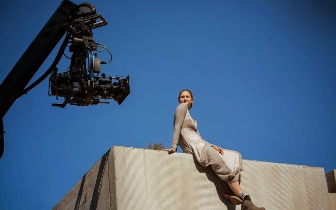 Divergent - Outolintu - Kuvat kuvauksista - Shailene Woodley