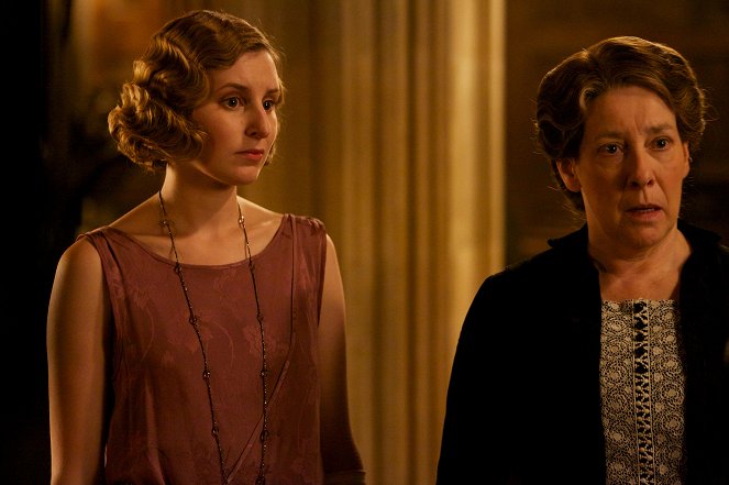 Downton Abbey - Episode 7 - Van film - Laura Carmichael, Phyllis Logan