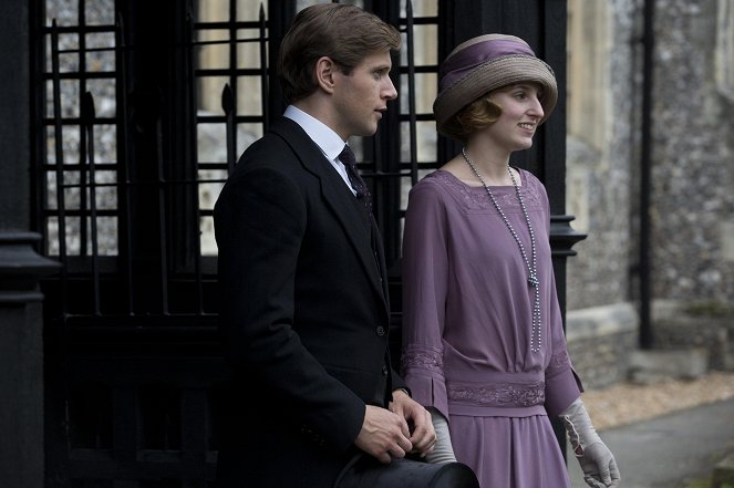 Downton Abbey - Veränderungen - Filmfotos - Allen Leech, Laura Carmichael