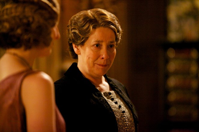 Downton Abbey - Season 3 - Episode 7 - Photos - Phyllis Logan