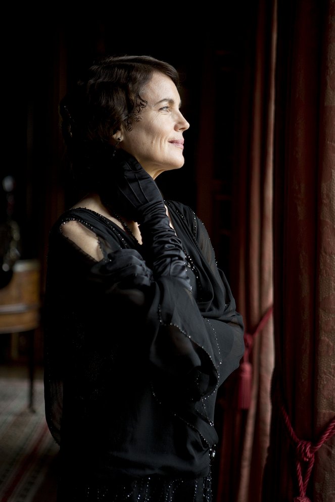 Downton Abbey - Season 3 - Episode 6 - Photos - Elizabeth McGovern