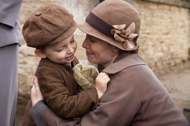 Downton Abbey - Season 3 - Episode 4 - Kuvat elokuvasta - Amy Nuttall