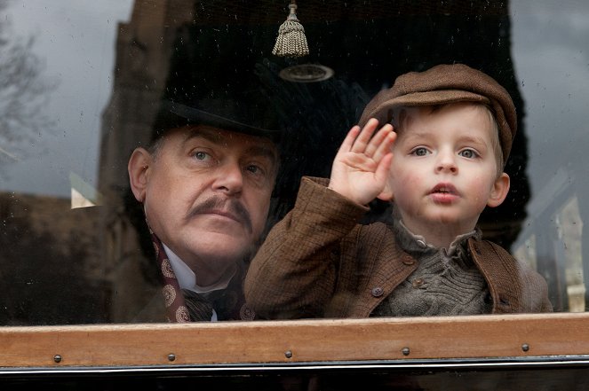 Downton Abbey - Episode 4 - Photos - Kevin McNally