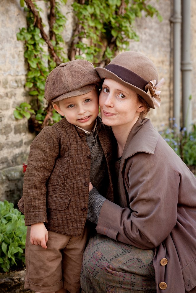 Downton Abbey - Episode 4 - Promokuvat - Amy Nuttall