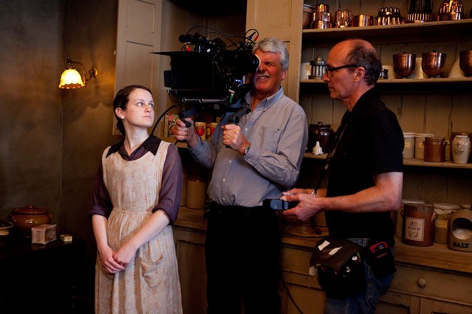 Downton Abbey - Episode 4 - Forgatási fotók - Sophie McShera