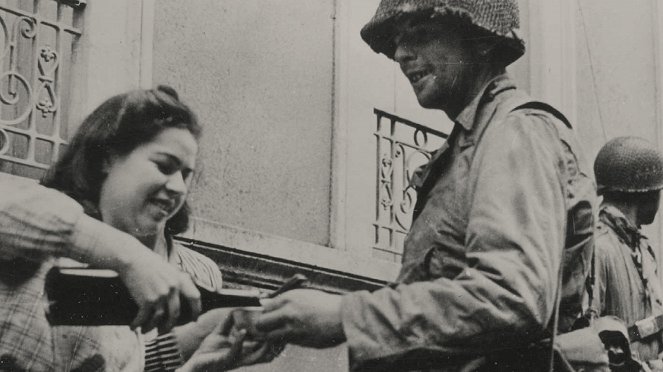 The Hidden Side of World War II - Photos