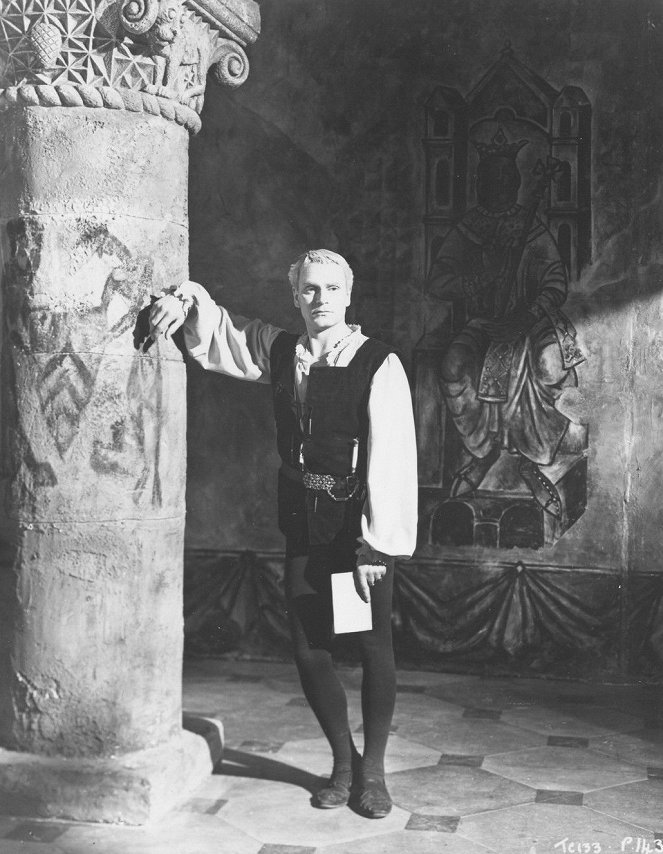 Hamlet - Promokuvat - Laurence Olivier