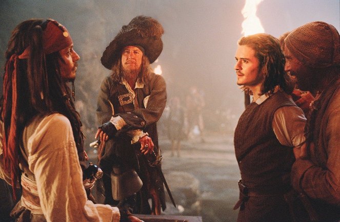 Pirates of the Caribbean: The Curse of the Black Pearl - Photos - Johnny Depp, Geoffrey Rush, Orlando Bloom