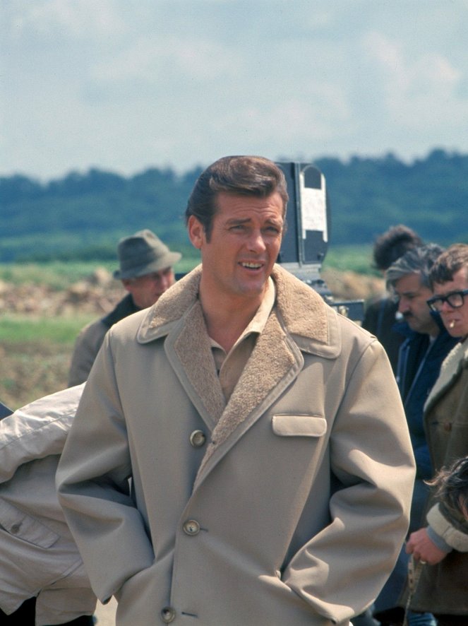 The Saint - Making of - Roger Moore