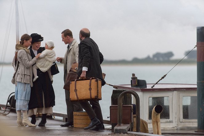 The Light Between Oceans - Photos - Alicia Vikander, Michael Fassbender