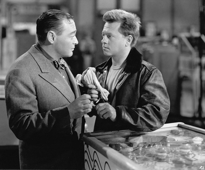 Quicksand - Do filme - Peter Lorre, Mickey Rooney