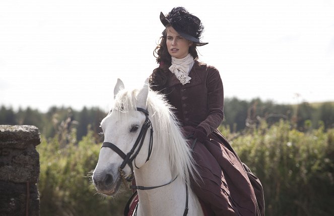 Poldark - Episode 4 - Van film - Heida Reed