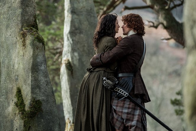 Outlander - Az idegen - Szitakötő A Borostyánban - Filmfotók - Caitríona Balfe, Sam Heughan