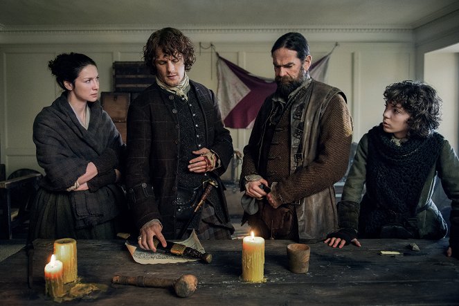 Outlander - Season 2 - Libélula em âmbar - Do filme - Caitríona Balfe, Sam Heughan, Duncan Lacroix, Romann Berrux