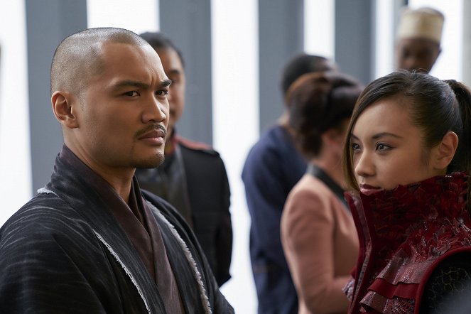 Dark Matter - Season 2 - Najpierw uratujemy galaktykę - Z filmu - Alex Mallari Jr., Ellen Wong