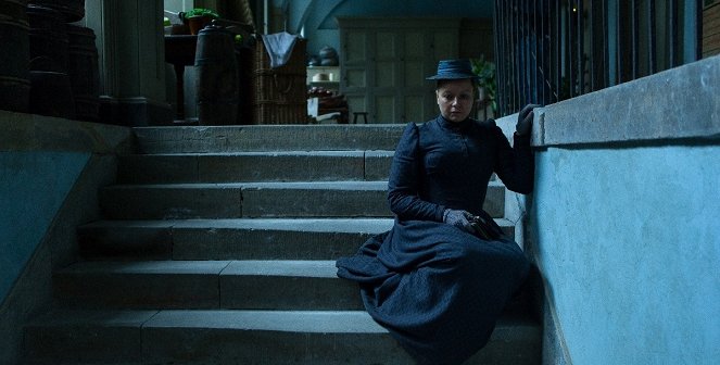 Miss Julie - Photos - Samantha Morton