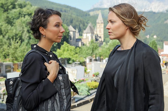 Pregau - Die Lügen - Z filmu - Ursula Strauss, Patricia Aulitzky