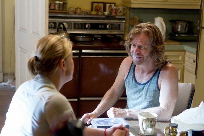 Shameless - Season 2 - I'll Light a Candle for You Every Day - Photos - William H. Macy