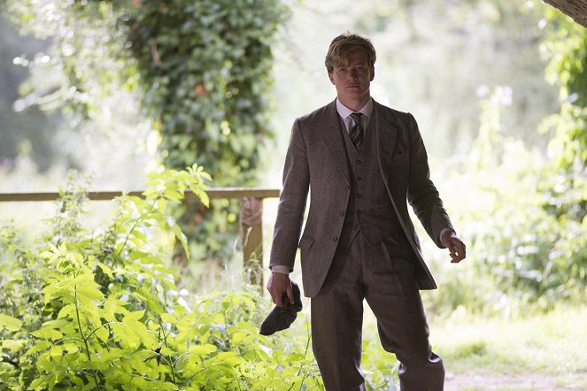 Downton Abbey - A Journey to the Highlands - Photos - Ed Speleers