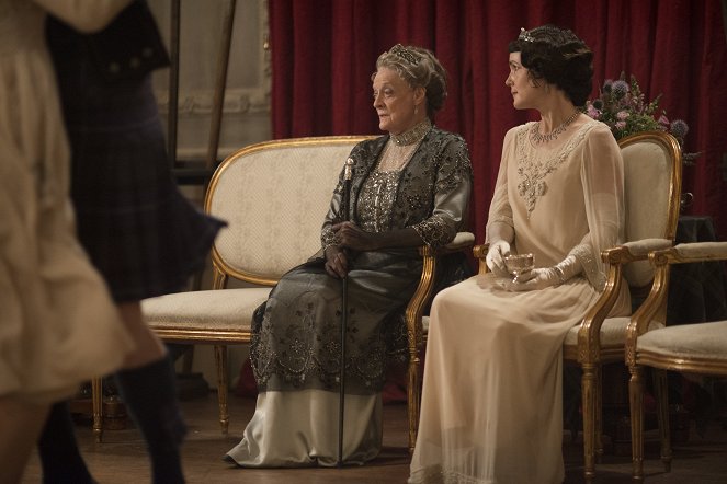 Downton Abbey - Wizyta w Szkocji - Z filmu - Maggie Smith, Elizabeth McGovern