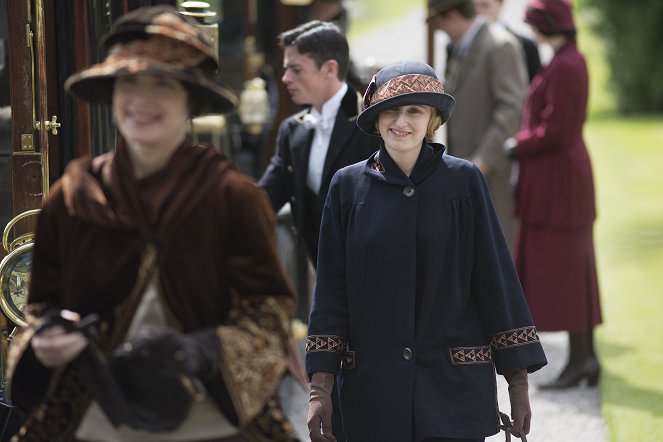 Downton Abbey - A Journey to the Highlands - Photos - Laura Carmichael